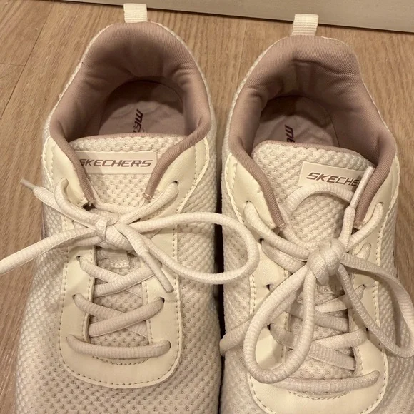 Skechers Women's Cream Sneakers - Picture 7 of 11